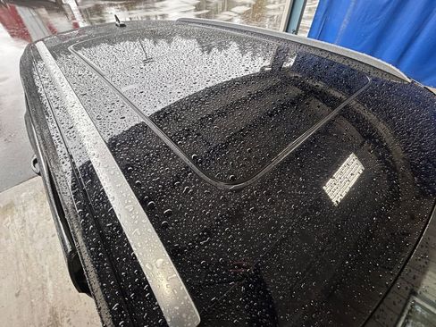 Used 2020 Volkswagen Atlas Cross Sport SEL image 28