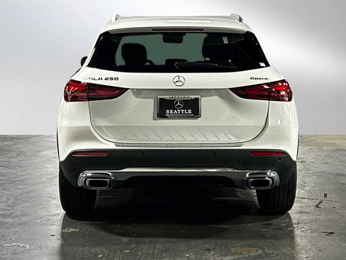 Certified 2025 Mercedes-Benz GLA 250 4MATIC image 4