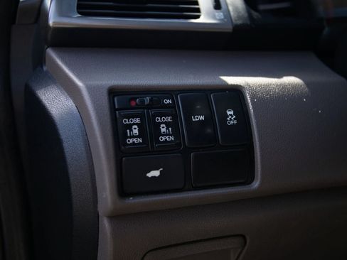 Used 2015 Honda Odyssey EX-L image 35