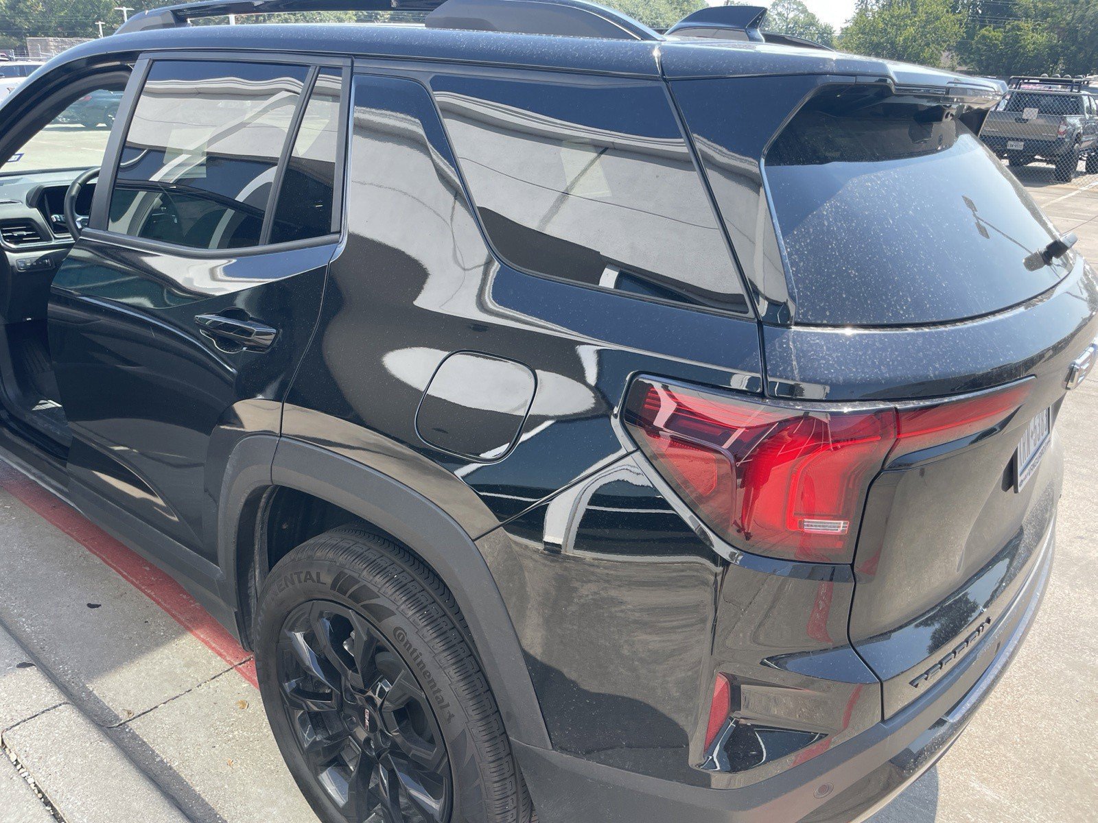 Used 2026 GMC Terrain Elevation w/ Black Edition FWD image 4