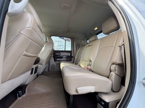 Used 2017 RAM 3500 Laramie image 19