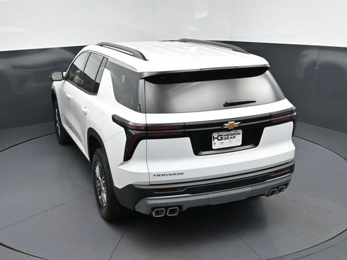 New 2026 Chevrolet Traverse LT image 34