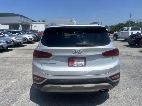Used 2019 Hyundai Santa Fe FWD image 5