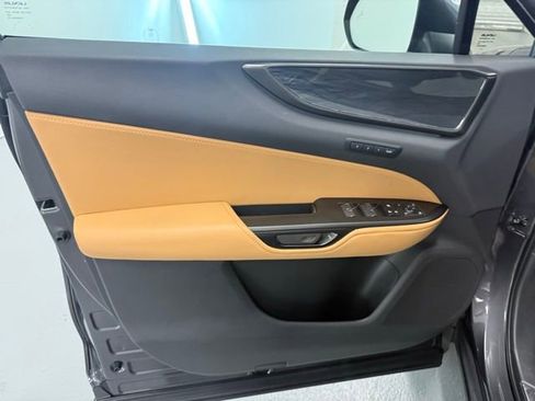 Used 2025 Lexus NX 250 FWD w/ Accessory Package (Z1) image 14
