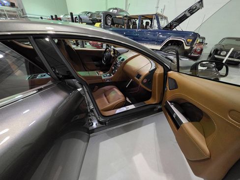 Used 2015 Aston Martin Rapide S image 74