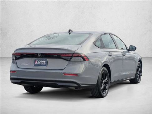 Used 2025 Honda Accord SE image 5