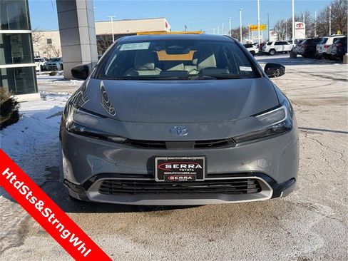 Used 2023 Toyota Prius XLE image 8