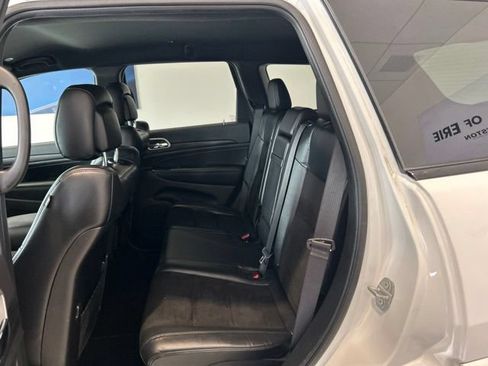 Used 2021 Jeep Grand Cherokee Laredo X AWD/4WD image 13