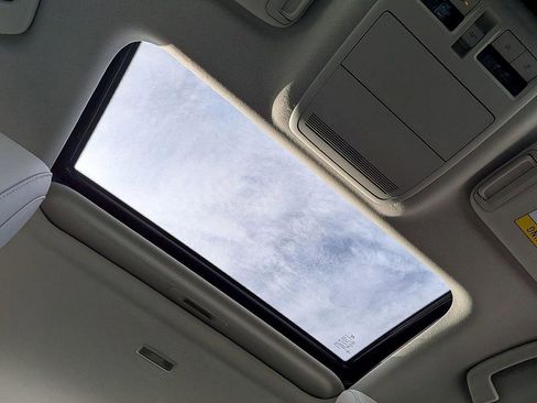 New 2026 MAZDA MAZDA3 2.5 S Sedan w/ Preferred Pkg image 26