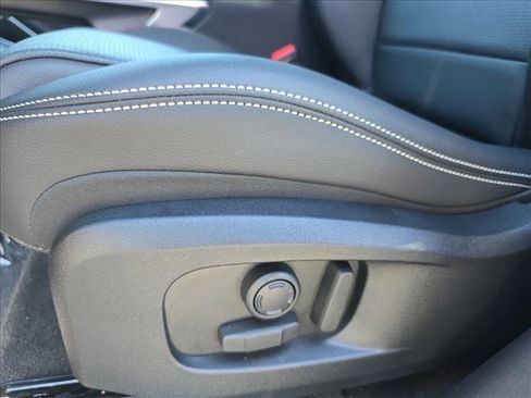 Used 2026 Jaguar F-PACE R-Dynamic S AWD/4WD image 25