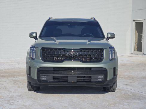 Used 2025 Kia Telluride SX Prestige X-Line image 3