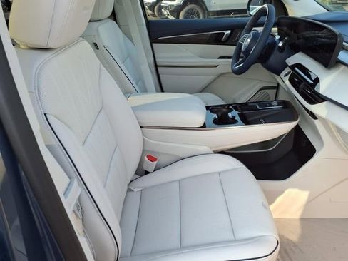 New 2026 Buick Enclave Avenir w/ Super Cruise Package image 26