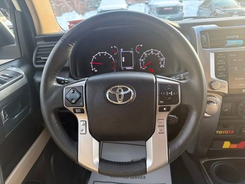 Used 2020 Toyota 4Runner SR5 Premium w/ Moonroof Package image 28