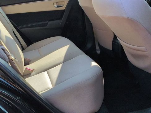 Used 2014 Toyota Corolla LE image 25