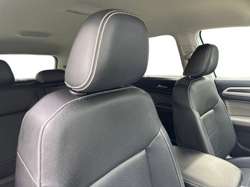 Used 2023 Volkswagen Atlas SE w/ Black Wheel Package FWD image 49