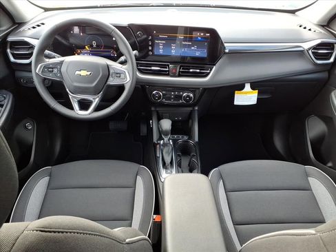 New 2026 Chevrolet TrailBlazer LT w/ Convenience Package AWD/4WD image 19