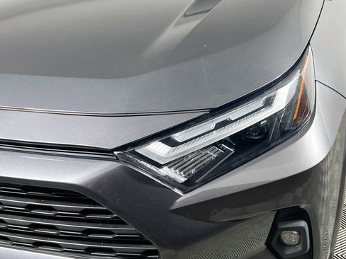 Used 2022 Toyota RAV4 XLE Premium FWD image 12