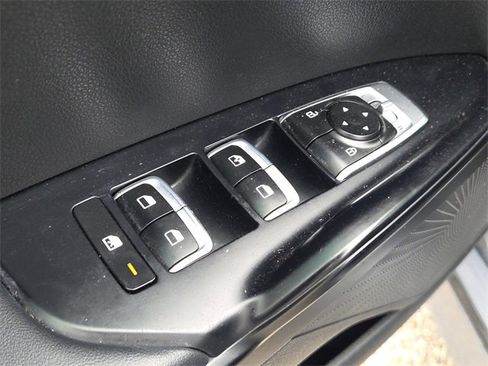 Used 2021 Kia K5 LX image 18