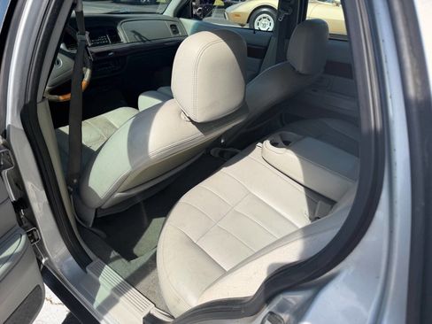 Used 2003 Mercury Grand Marquis LS image 9