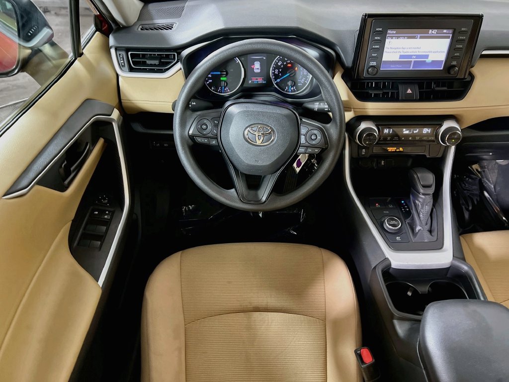 Certified 2019 Toyota RAV4 LE w/ Carpet Mat Package AWD/4WD image 19