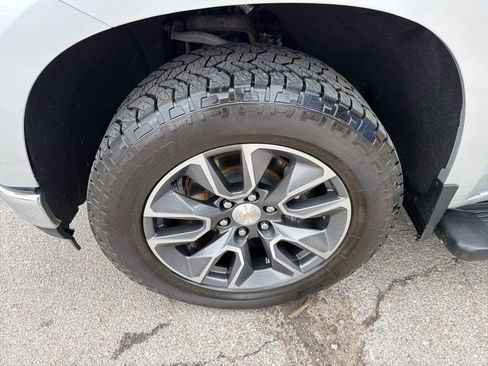 Used 2022 Chevrolet Silverado 1500 LT image 11