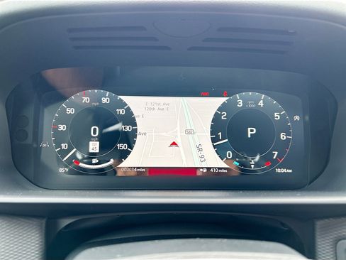 New 2025 Land Rover Discovery Dynamic SE image 32