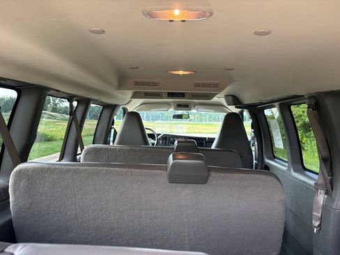 Used 2023 Chevrolet Express 3500 LS RWD image 50