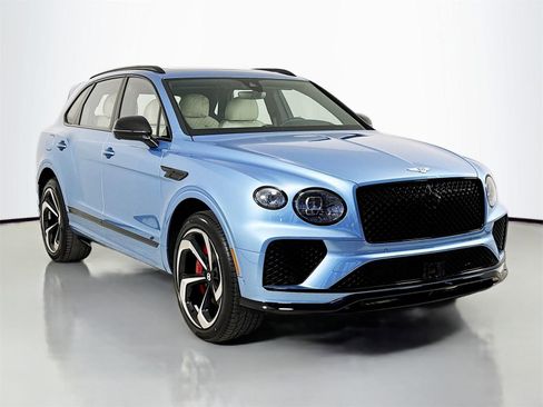 Certified 2025 Bentley Bentayga AWD/4WD image 1