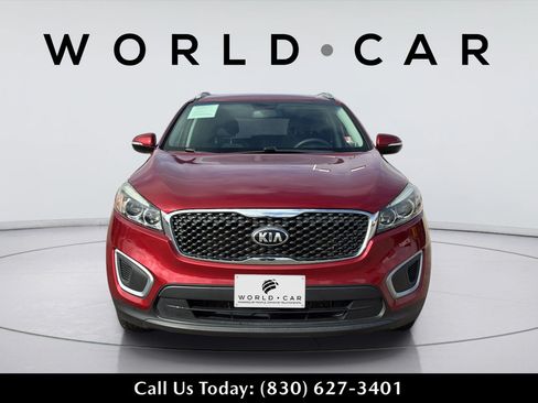 Used 2018 Kia Sorento FWD V6 image 17