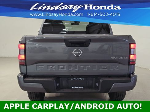 Used 2023 Nissan Frontier SV image 4