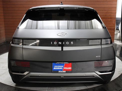 Used 2024 Hyundai Ioniq 5 SEL image 14