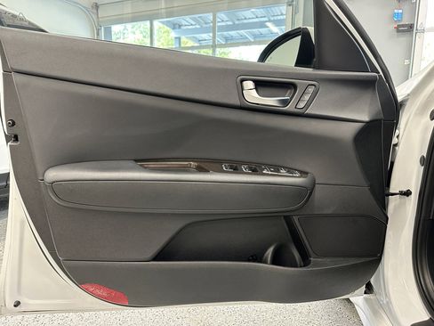 Used 2018 Kia Optima EX w/ Premium Package image 14