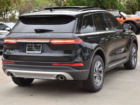 New 2026 Lincoln Corsair Premiere image 7