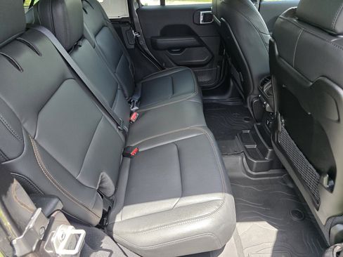 Used 2026 Jeep Wrangler Sahara image 5