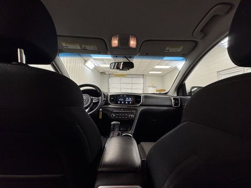 Used 2021 Kia Sportage LX image 18