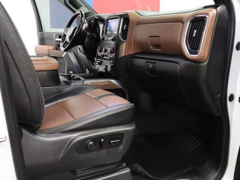 Used 2020 Chevrolet Silverado 2500 High Country w/ Technology Package AWD/4WD image 60