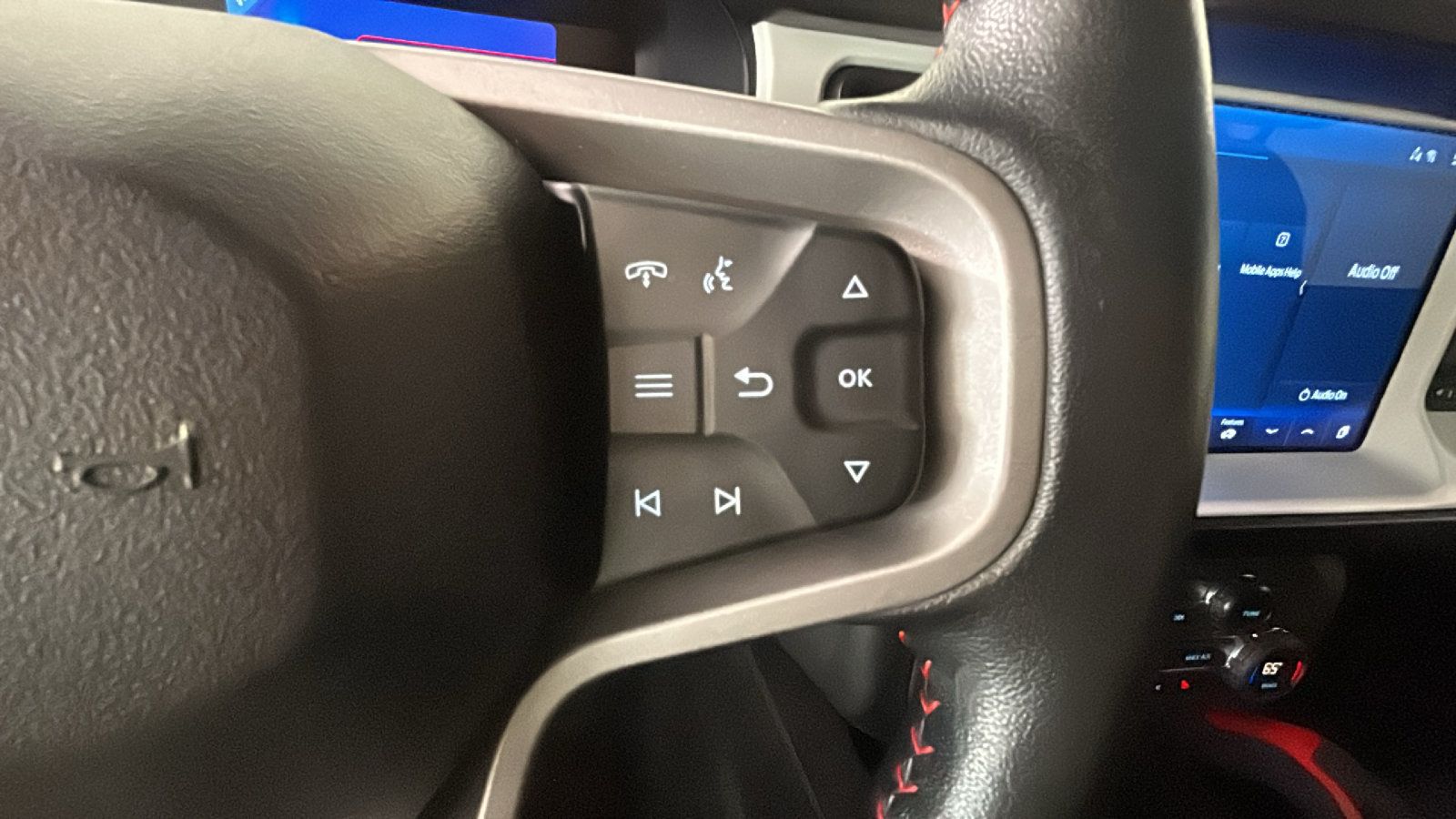 Used 2024 Ford Bronco Heritage Edition AWD/4WD image 18