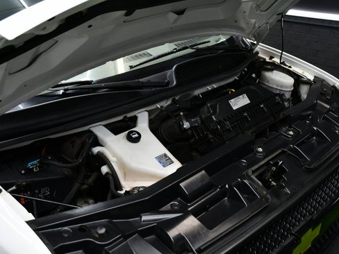 Used 2021 Chevrolet Express 2500 Extended w/ Driver Convenience Package image 8