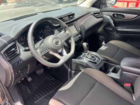 Used 2021 Nissan Rogue Sport S FWD image 14