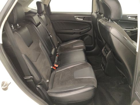 Used 2017 Ford Edge Sport w/ Technology Package AWD/4WD image 19