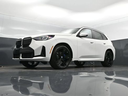 New 2026 BMW X3 xDrive30 w/ M Sport Package AWD/4WD image 38