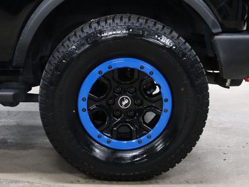 Used 2022 Ford Bronco Wildtrak AWD/4WD image 28