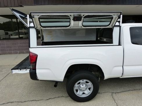 Used 2022 Toyota Tacoma SR RWD image 21