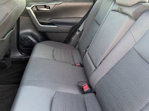 Used 2023 Toyota RAV4 SE AWD/4WD image 28