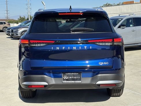 New 2026 INFINITI QX60 Luxe w/ Cargo Package image 4