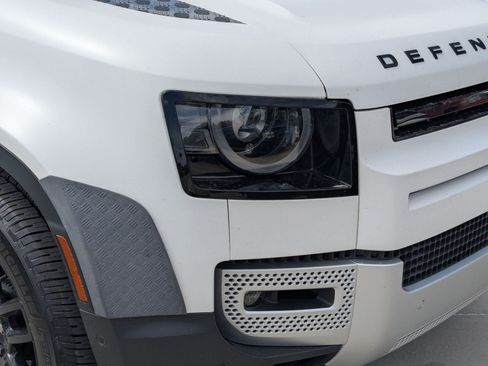 Used 2023 Land Rover Defender 110 SE AWD/4WD image 11