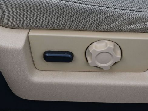 Used 2014 Ford F150 XLT w/ Equipment Group 302A Luxury image 11