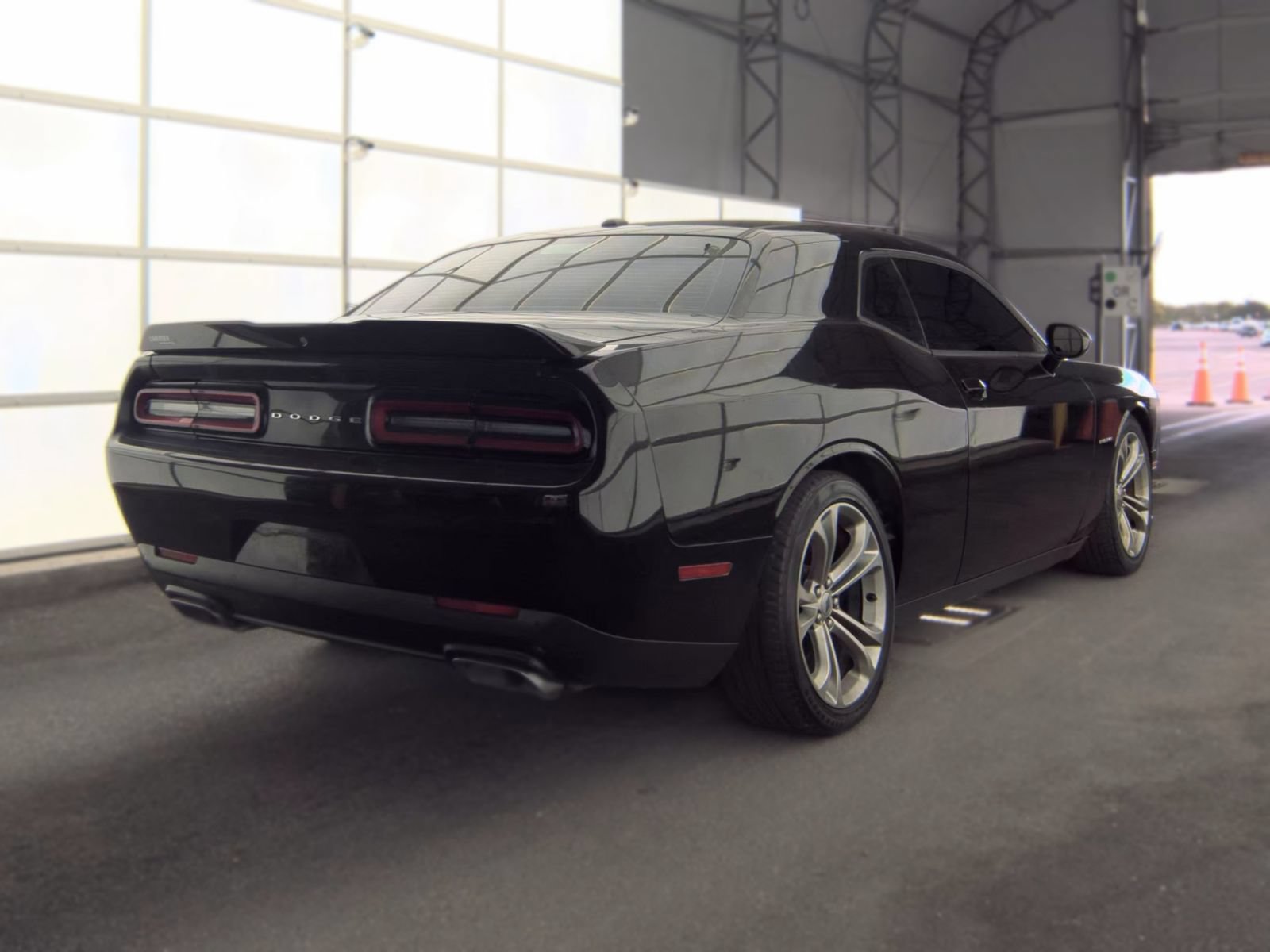 Used 2020 Dodge Challenger R/T RWD image 4