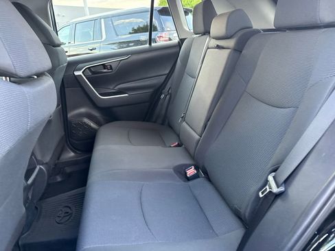 Used 2020 Toyota RAV4 LE w/ All Weather Liner Package AWD/4WD image 30