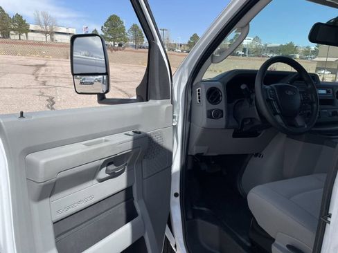 New 2024 Ford E-450 and Econoline 450 Super Duty w/ Driver's Safety Package RWD image 13